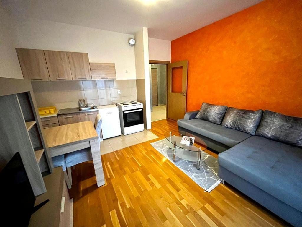 Naki Apartman Daire Podgoriçe Oda fotoğraf